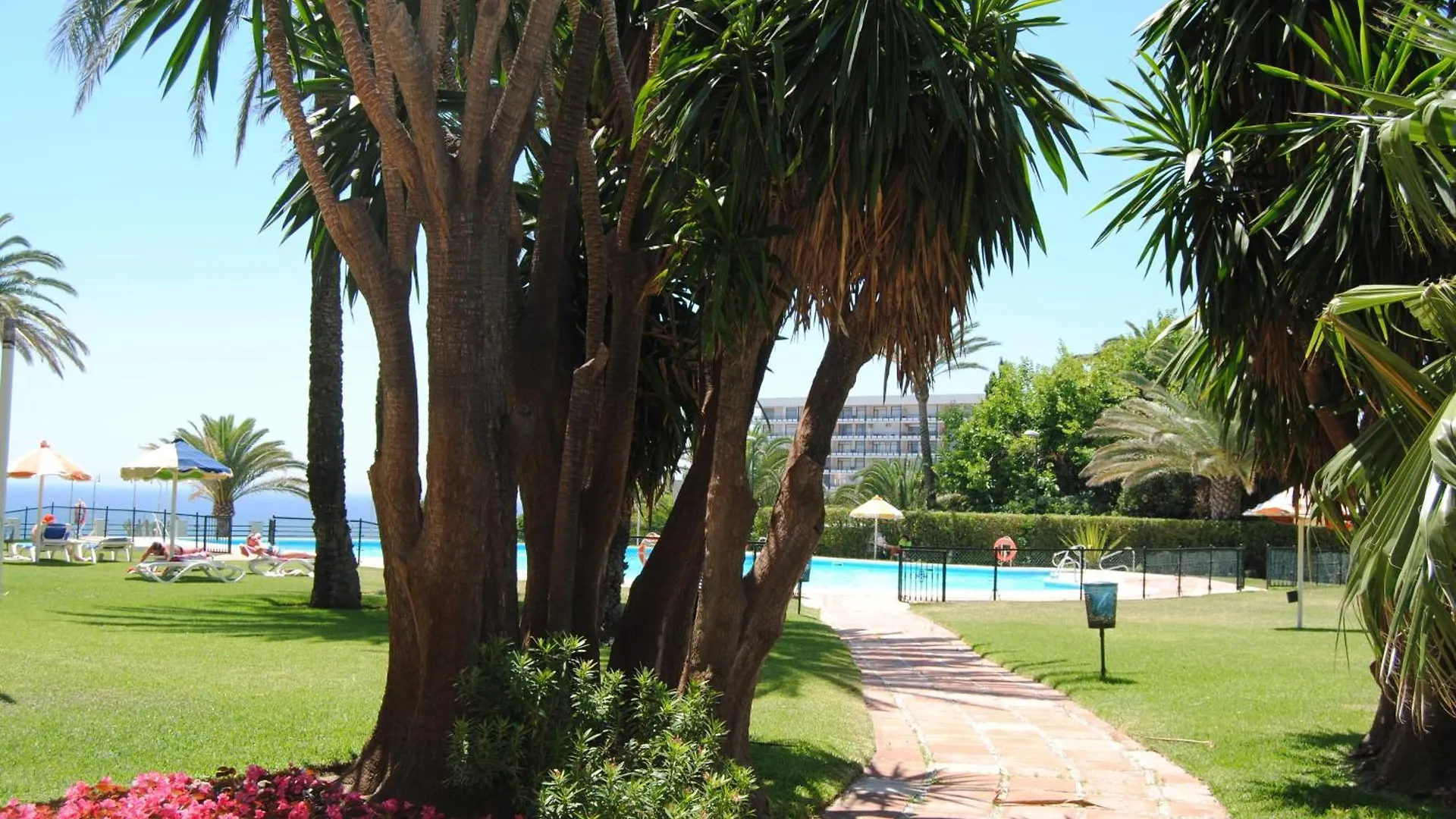 Apartamentos La Roca Rentals Torremolinos Spain