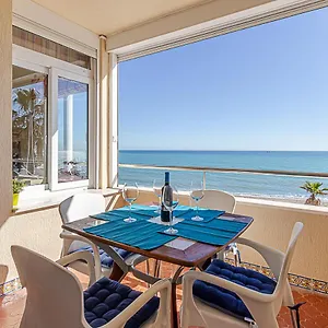 https://fantastic-views-on-the-beach-best-location-in-torremolinos.1costadelsol.com