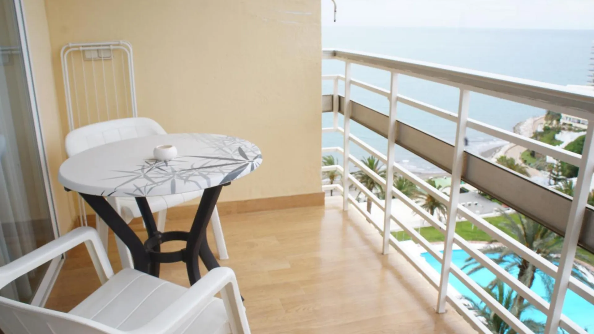 Apartamentos La Roca Rentals Torremolinos