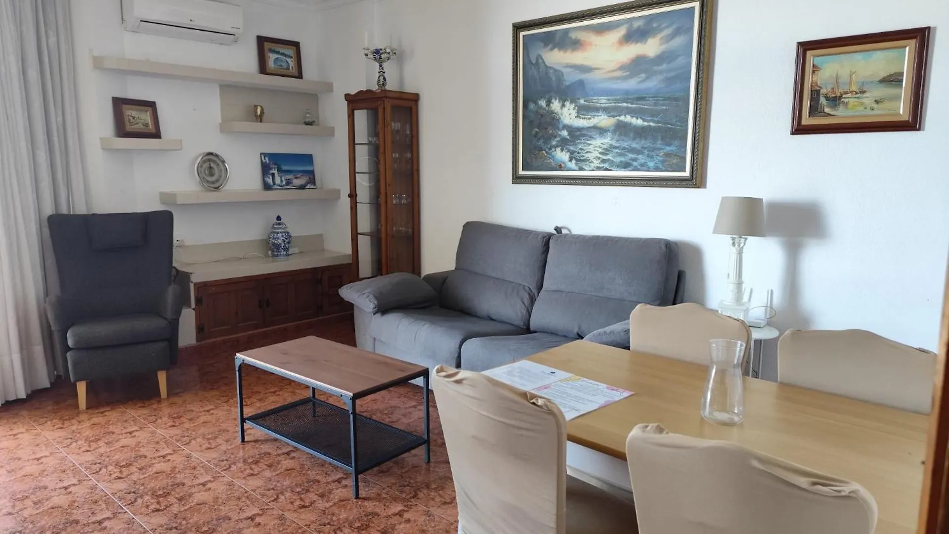 Apartman Apartamentos La Roca Rentals Torremolinos